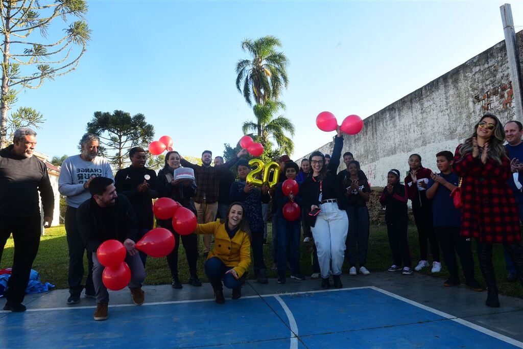 Caravana em comemoração do aniversário do Diário visita instituições sociais de Santa Maria