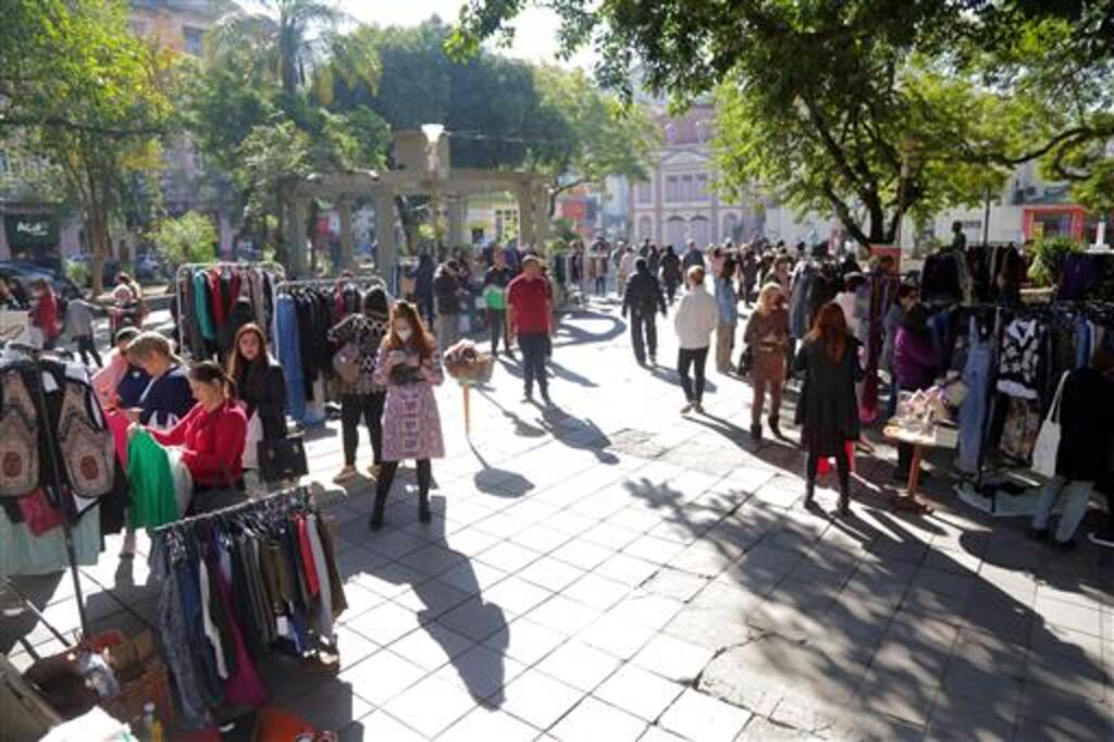 Duas feiras de brechós vão movimentar Santa Maria neste final de semana