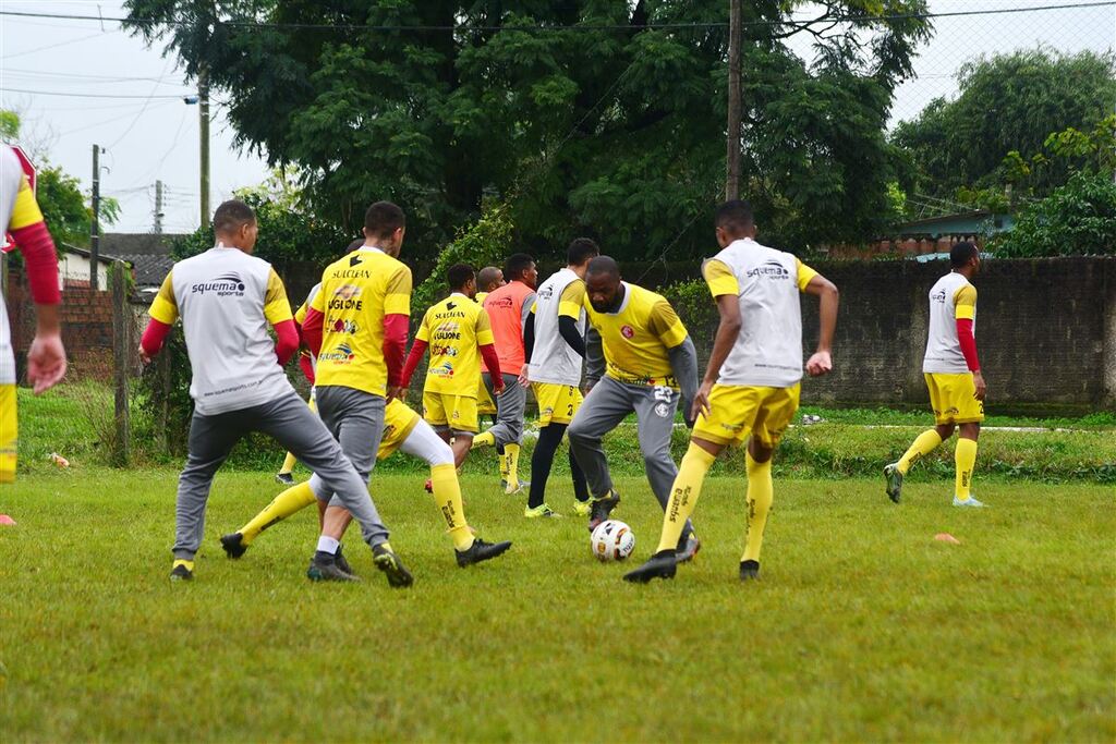 Inter-SM precisa vencer Pelotas para seguir vivo na Divisão de Acesso