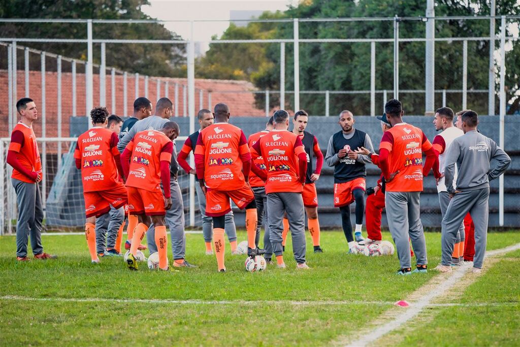 Inter-SM tem apenas uma dúvida para encarar o Avenida