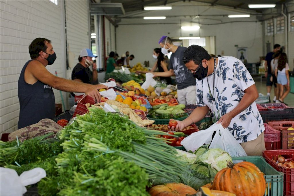 Feiras de orgânicos são alternativas para quem busca uma alimentação saudável