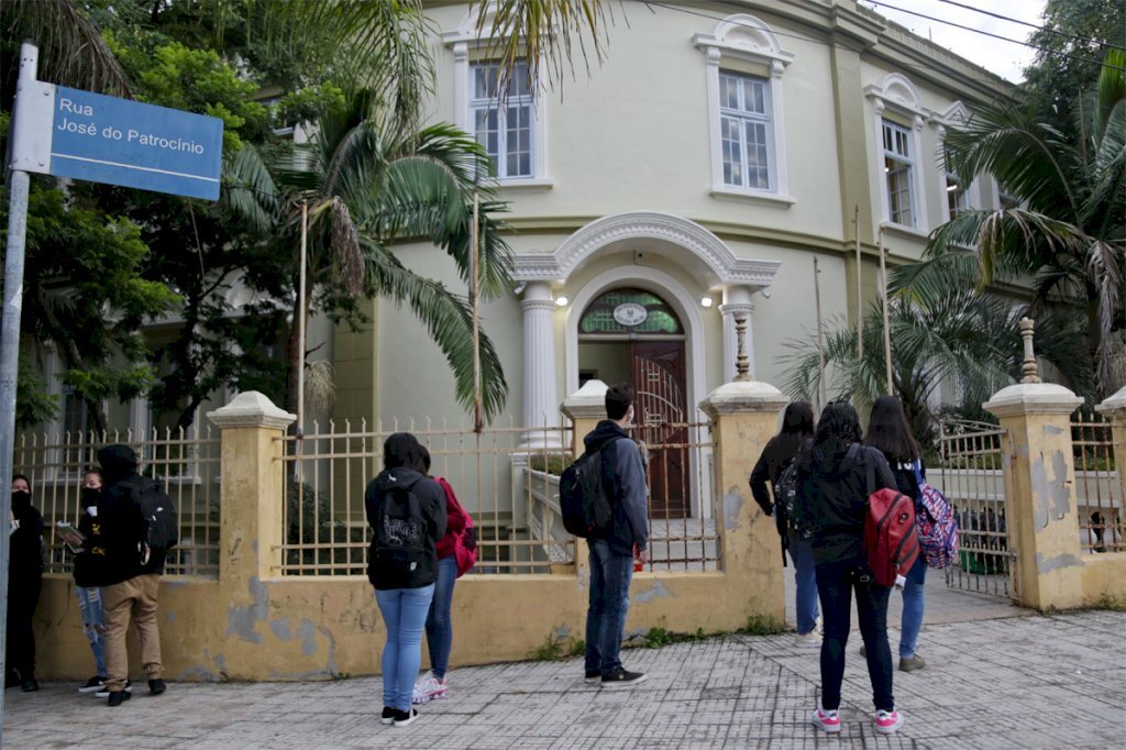 Cpers quer melhores condições, e Sinepe que se cumpra a lei para aulas presenciais