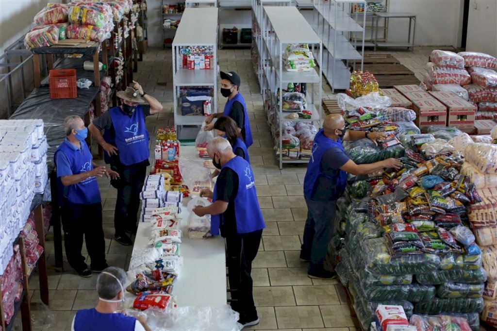 Com 20 toneladas, Banco de Alimentos tem recorde de doações em abril