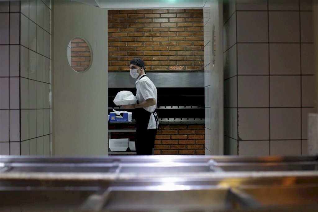 Restaurantes têm prejuízo de R$ 13 milhões neste ano em Santa Maria