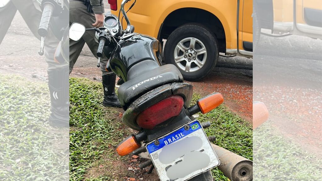 título imagem Motociclista é detido andando com moto com placa de outro veículo