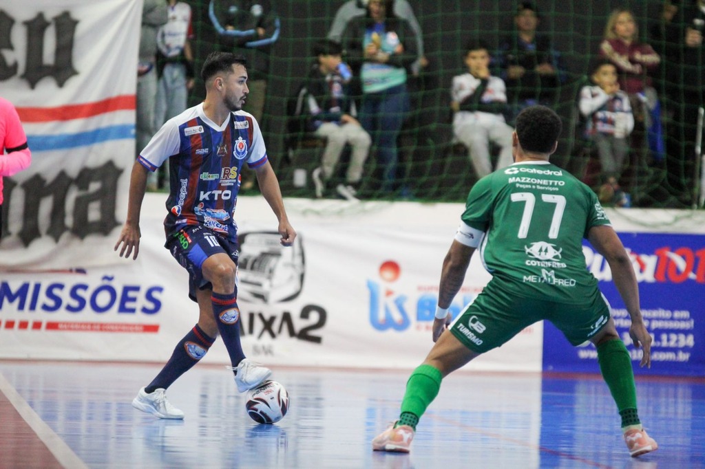 Uruguaianense foca na vitória contra a AMF, em Marau