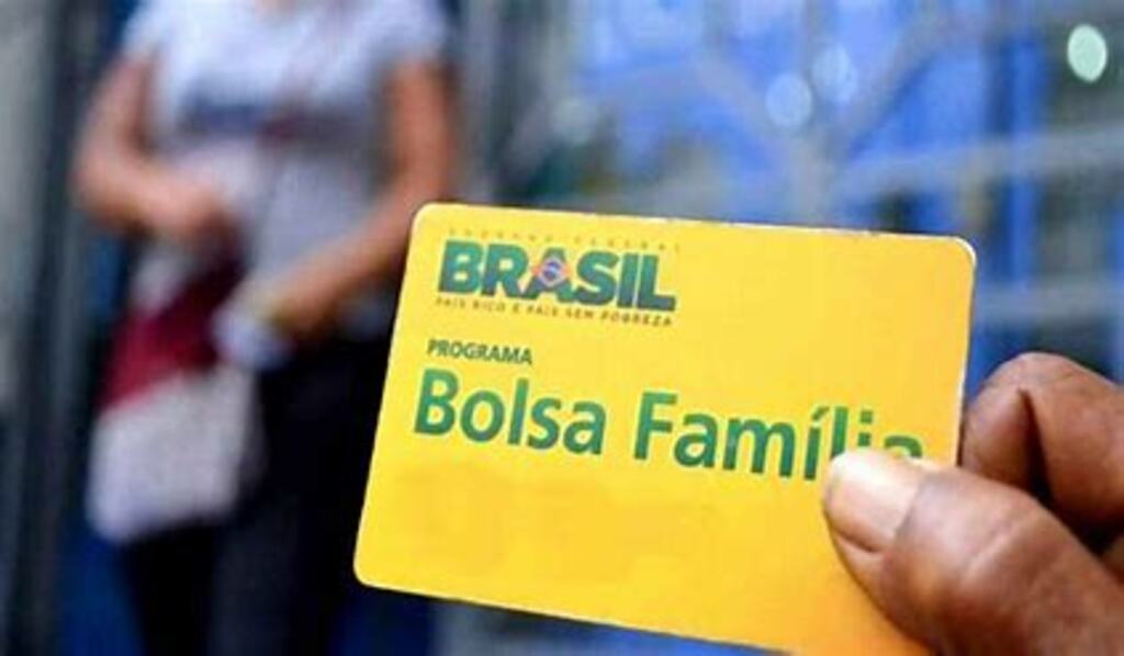 Caixa começa a pagar Bolsa Família com novo adicional de R$ 50