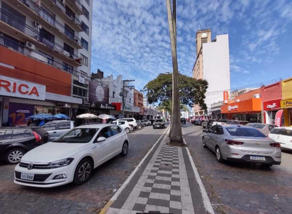 Prazo para licenciamento dos veículos com placas de final 1 a 5 termina dia 30