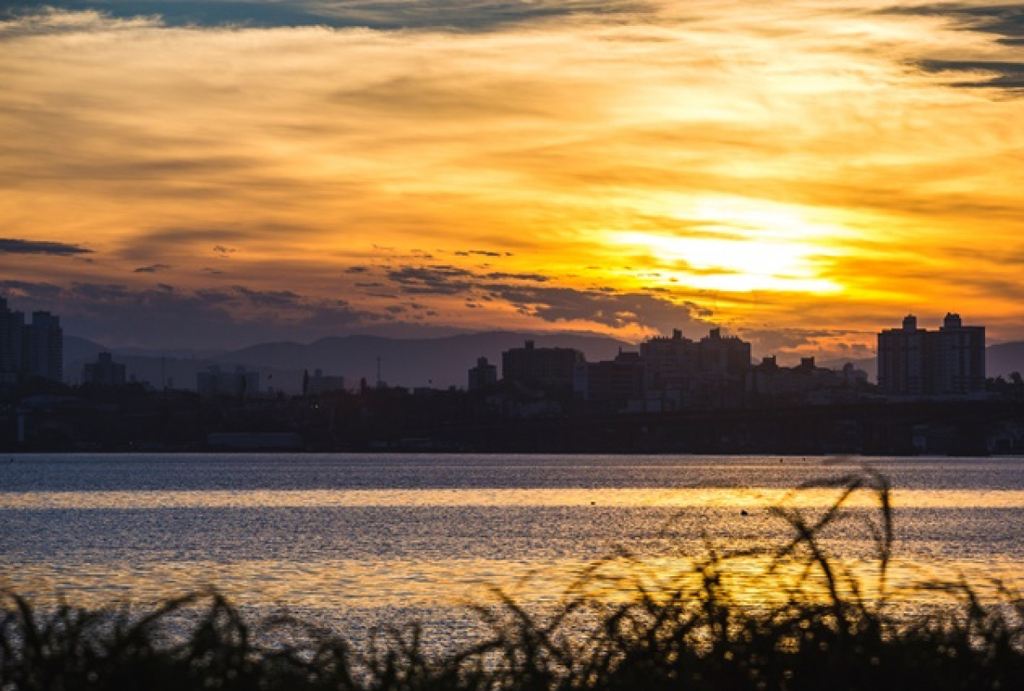 Tempo em Santa Catarina: Mudanças climáticas marcam a quarta-feira