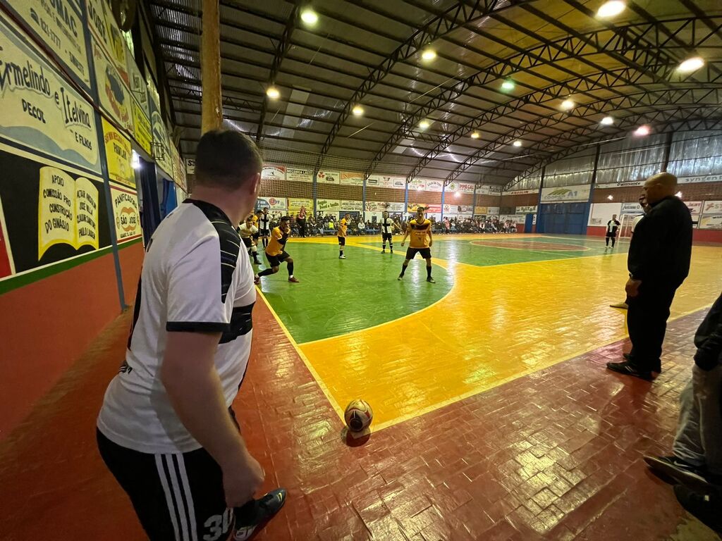 Sábado começam os confrontos do municipal de futsal