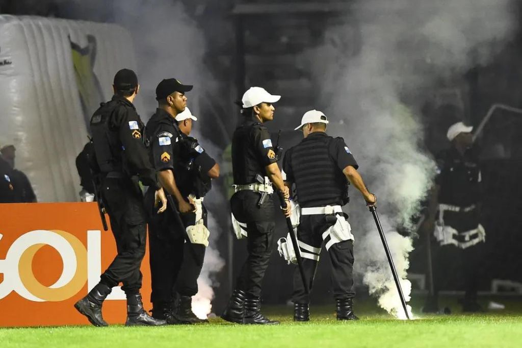 Vasco adota silêncio na crise; conselheiros voltam a pedir esclarecimentos à SAF