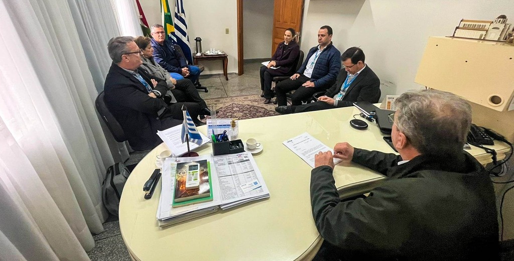 GERÊNCIA REGIONAL DE HABITAÇÃO DA CAIXA ECONÔMICA FEDERAL APRESENTOU O PROJETO “MINHA CASA, MINHA VIDA” À MUNICIPALIDADE.