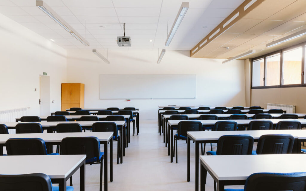 Provas para o concurso de professor acontecem neste domingo