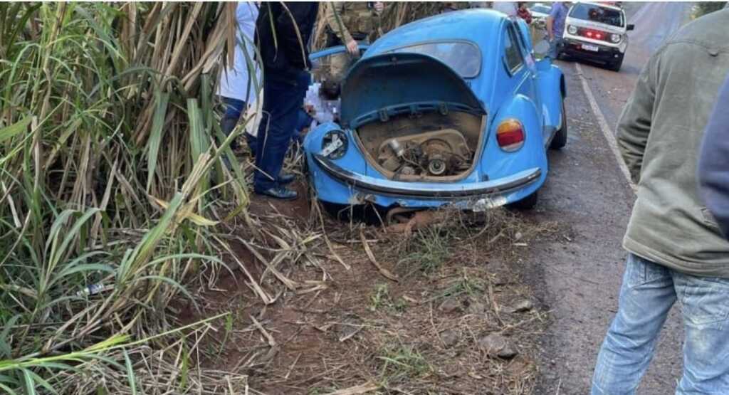 Condutor fica ferido em acidente