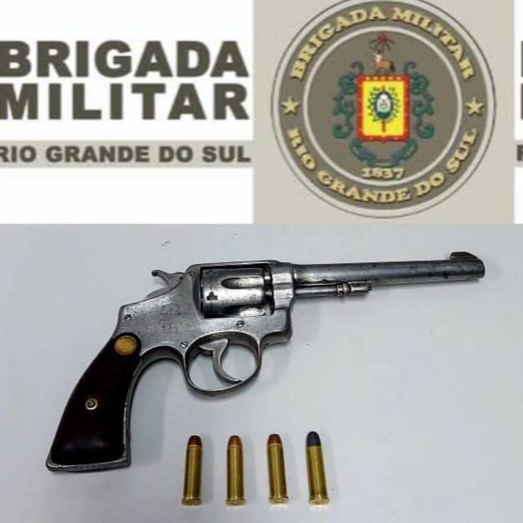 Policiais do batalhão de Choque apreendem menor armado em Rio Grande