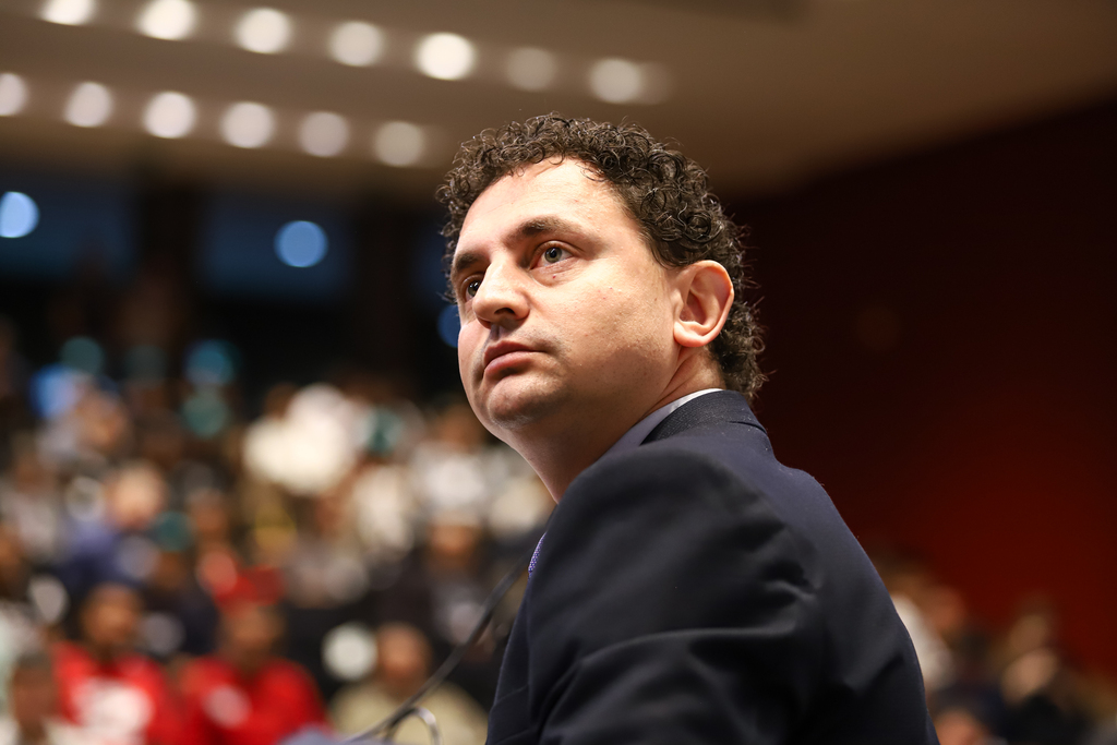 Pezenti articula apoio de deputados à PEC que acaba com indicação política para o STF