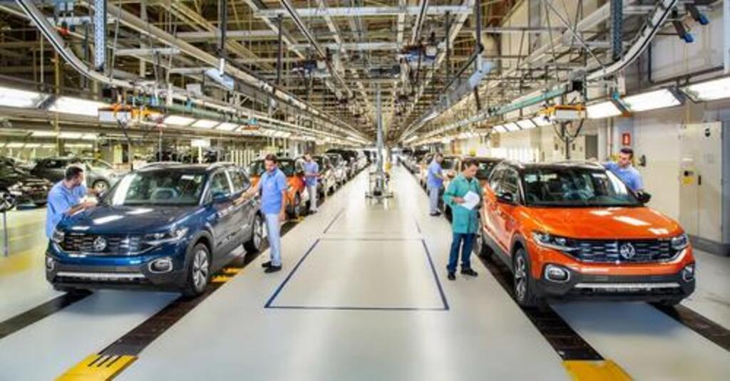 Volkswagen para produção de três fábricas de carros por falta de demanda