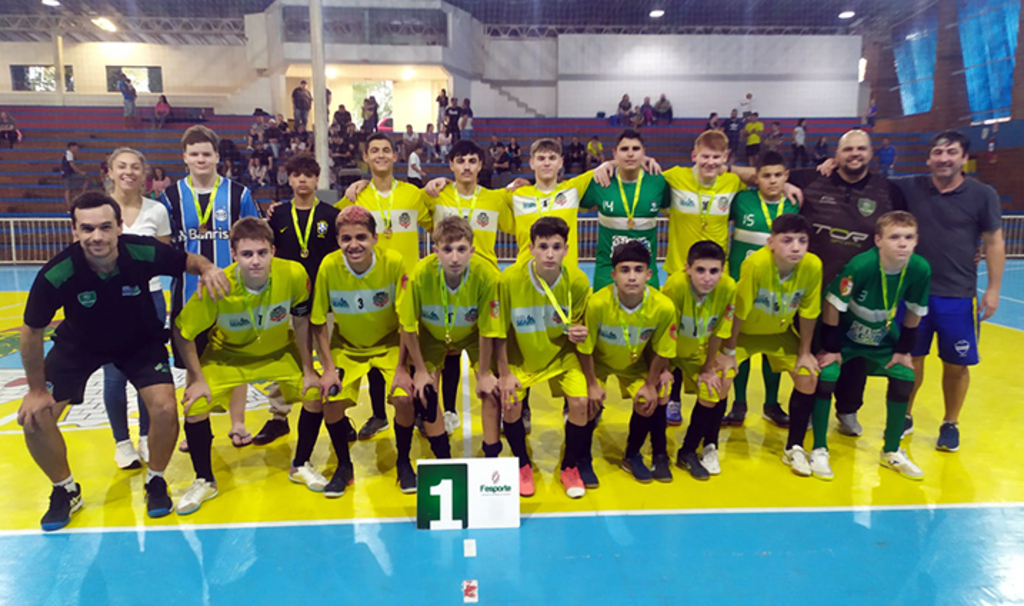  - Seara conquistou o primeiro lugar no futsal masculino