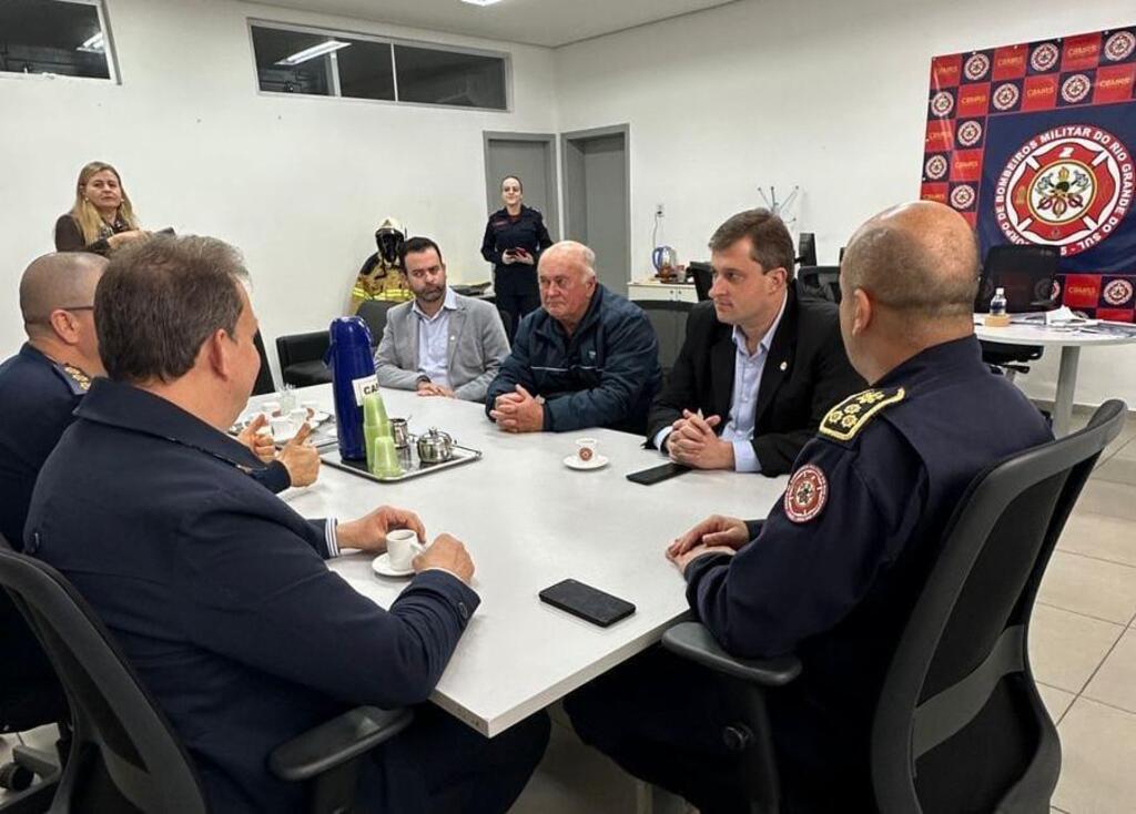 Foto: Divulgação - Prefeito Vinícius Pegoraro (MDB)  conversou com o Comando Geral do CBMRS