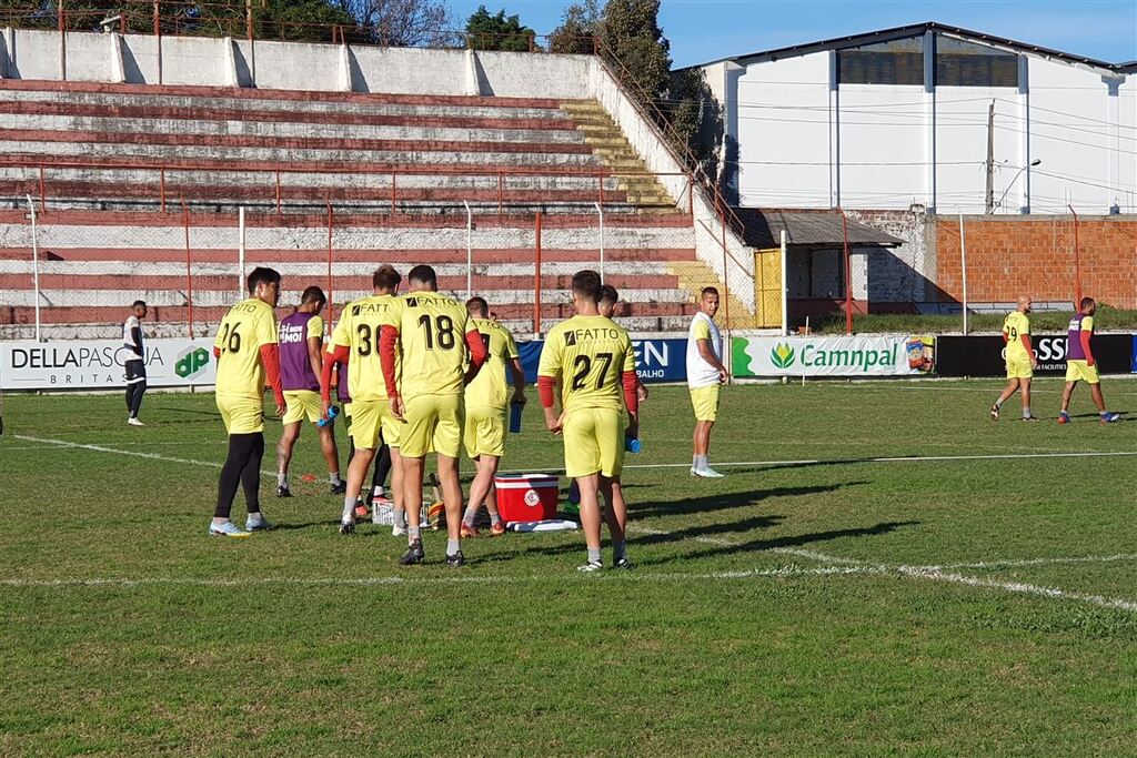 Inter-SM tem jogo decisivo contra o Guarany de Bagé no domingo