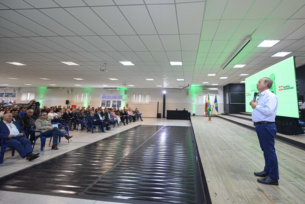 Anúncio foi feito durante a presença do governador Jorginho Mello (PL) em evento realizado em Rio do Sul, principal cidade da região.