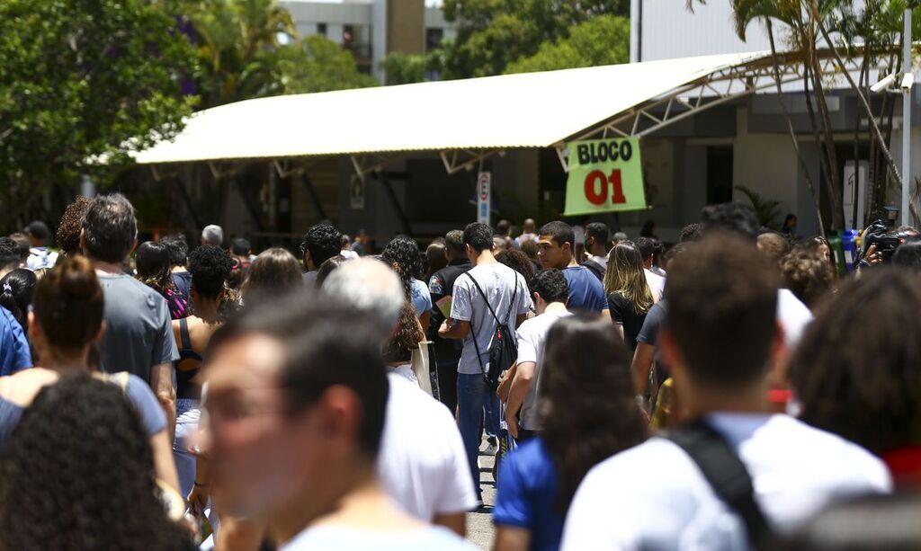 Enem tem 3,9 milhões de inscritos, cerca de 13% a mais do que em 2022