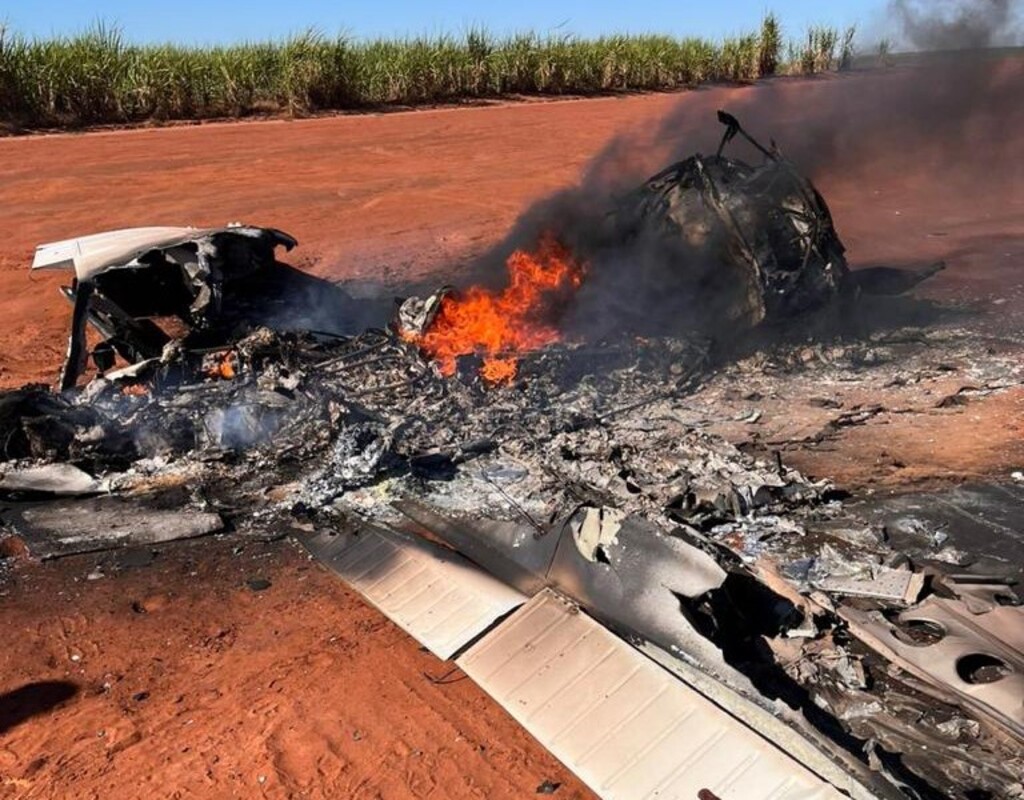 FAB identifica aeronave suspeita no Paraná