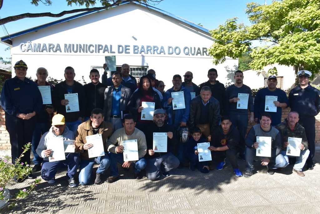 Delegacia Fluvial forma turma de Pescador Profissional Nível 1