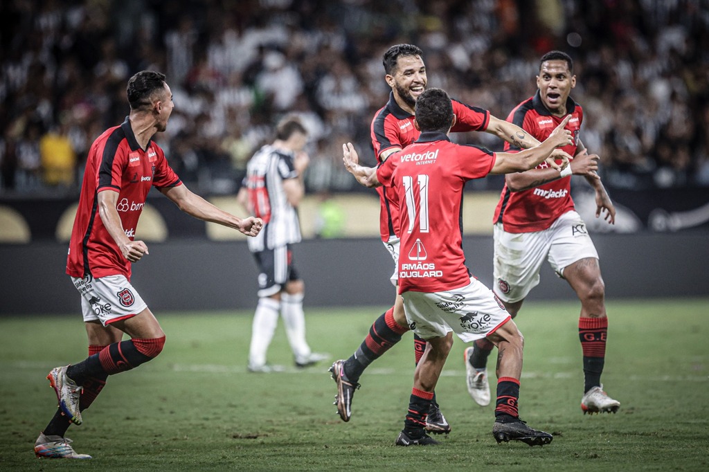 Foto: Cristiane Mattos - Camisa 3 fez o gol do Rubro-Negro contra o Atlético Mineiro