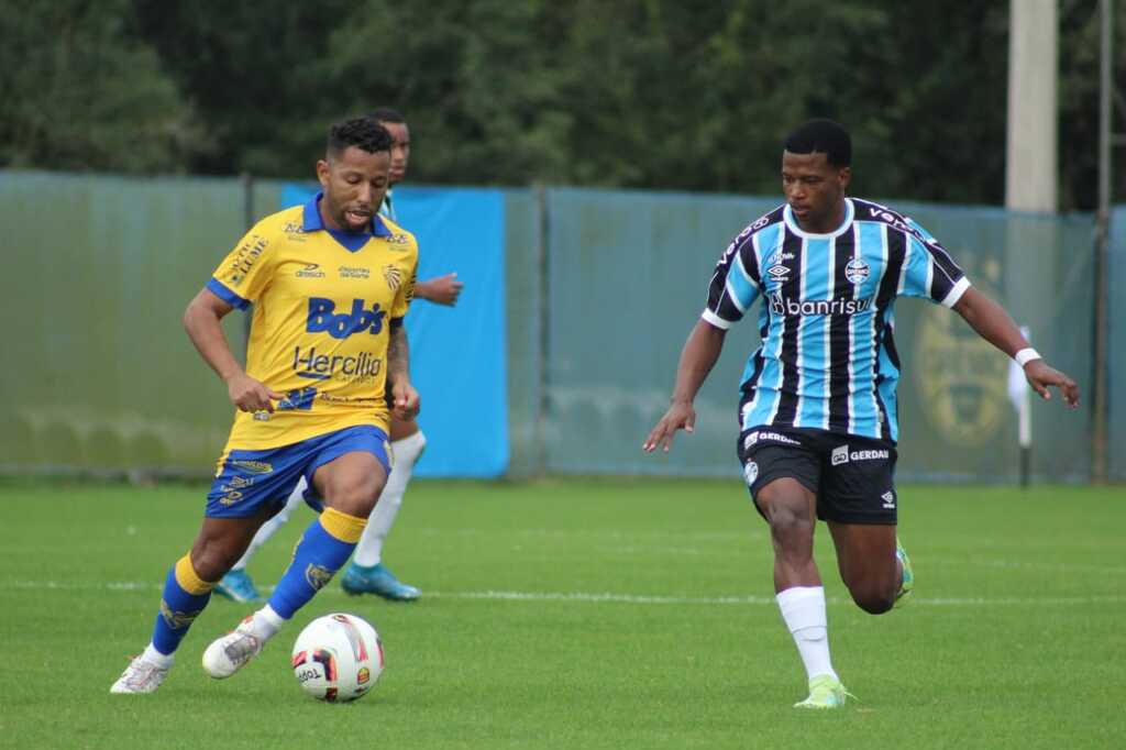 Fora de casa, Pelotas perde por 1 a 0 para o sub-20 do Grêmio