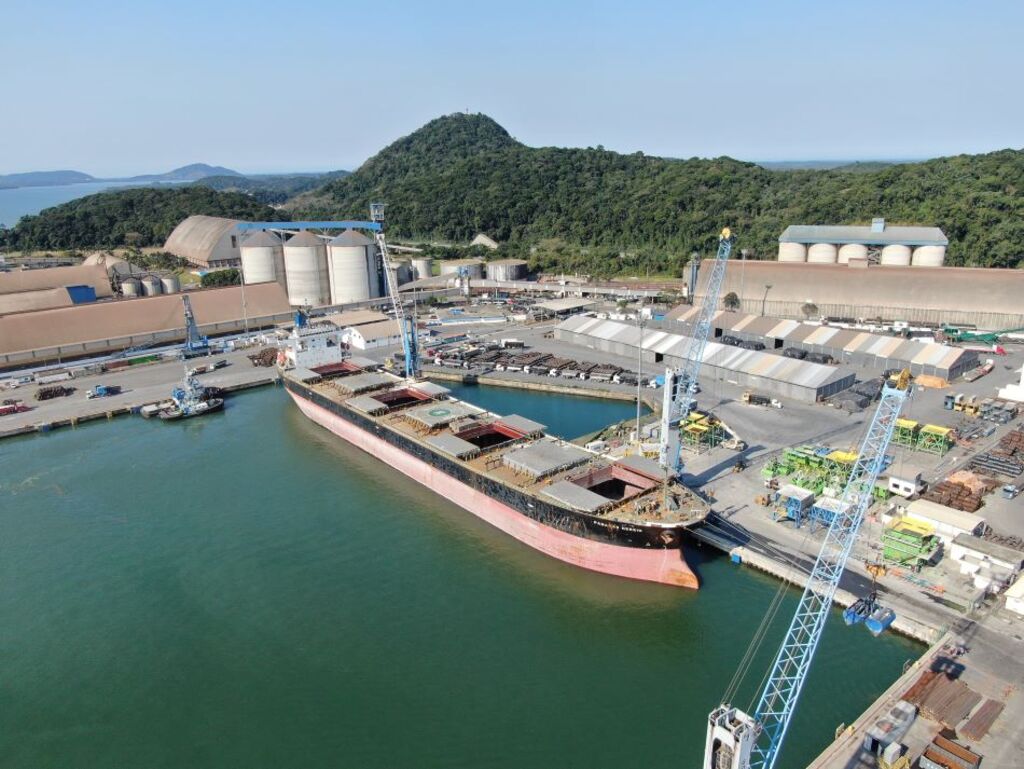 Porto de São Francisco abre novo acesso e agiliza fluxo de veículos