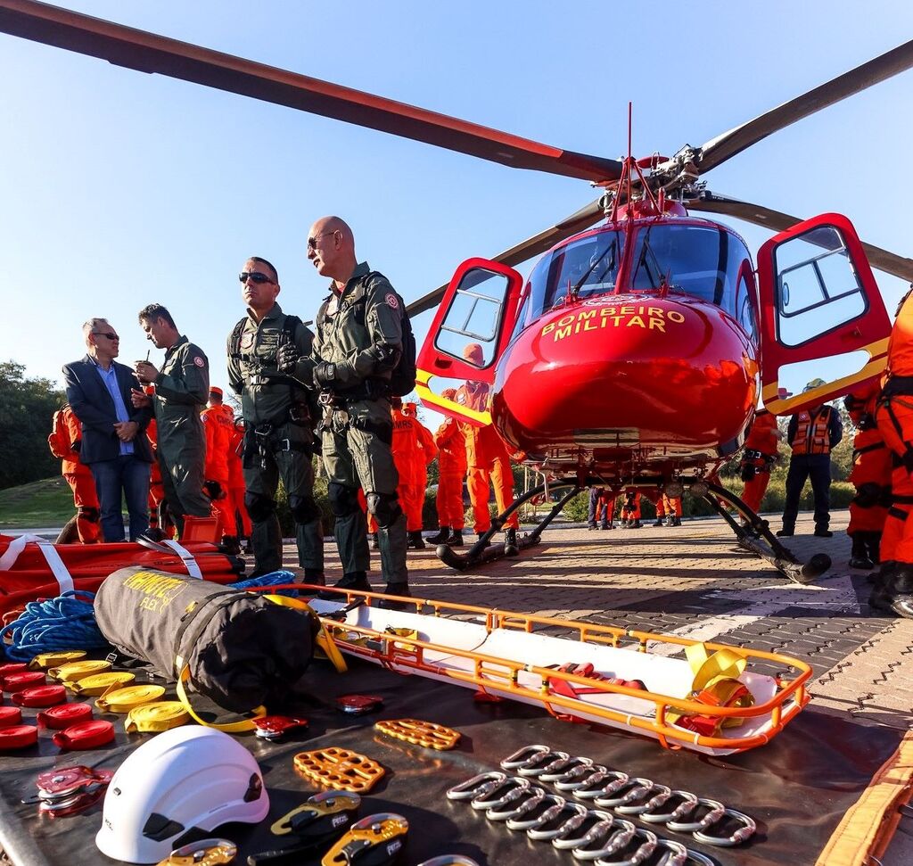 Corpo de Bombeiros do Rio Grande do Sul recebe seu primeiro helicóptero