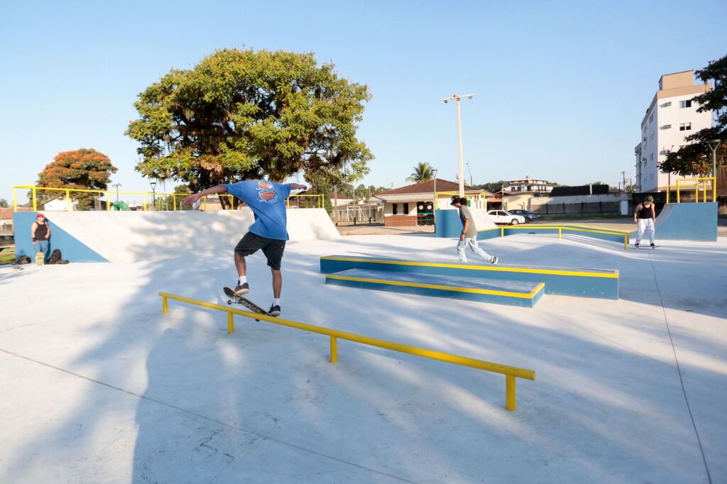 Praça Tiradentes recebe melhorias e será palco de campeonato de skate