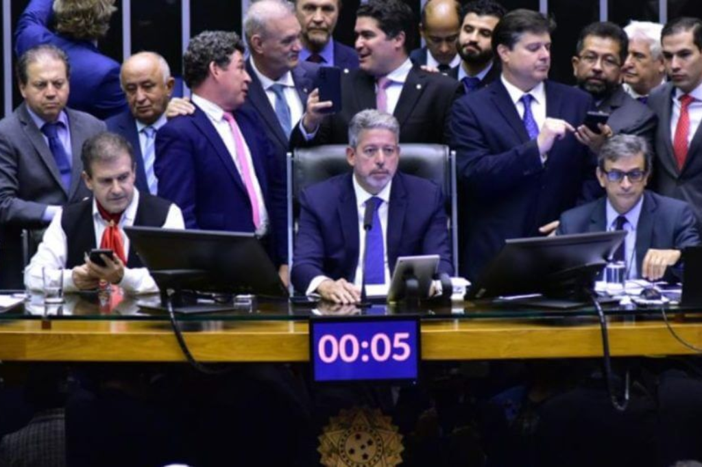 Confira quais serão os próximos passos da reforma tributária após aprovação na Câmara