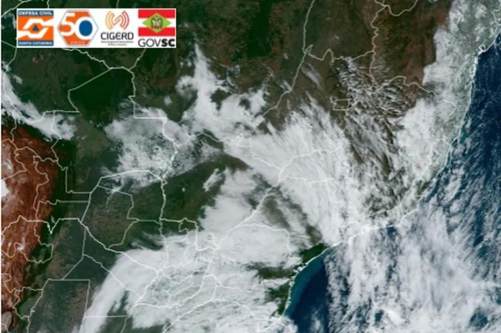 Ciclones trazem risco de ventos fortes, mar agitado e ressaca em SC, alertam Marinha e Defesa Civil