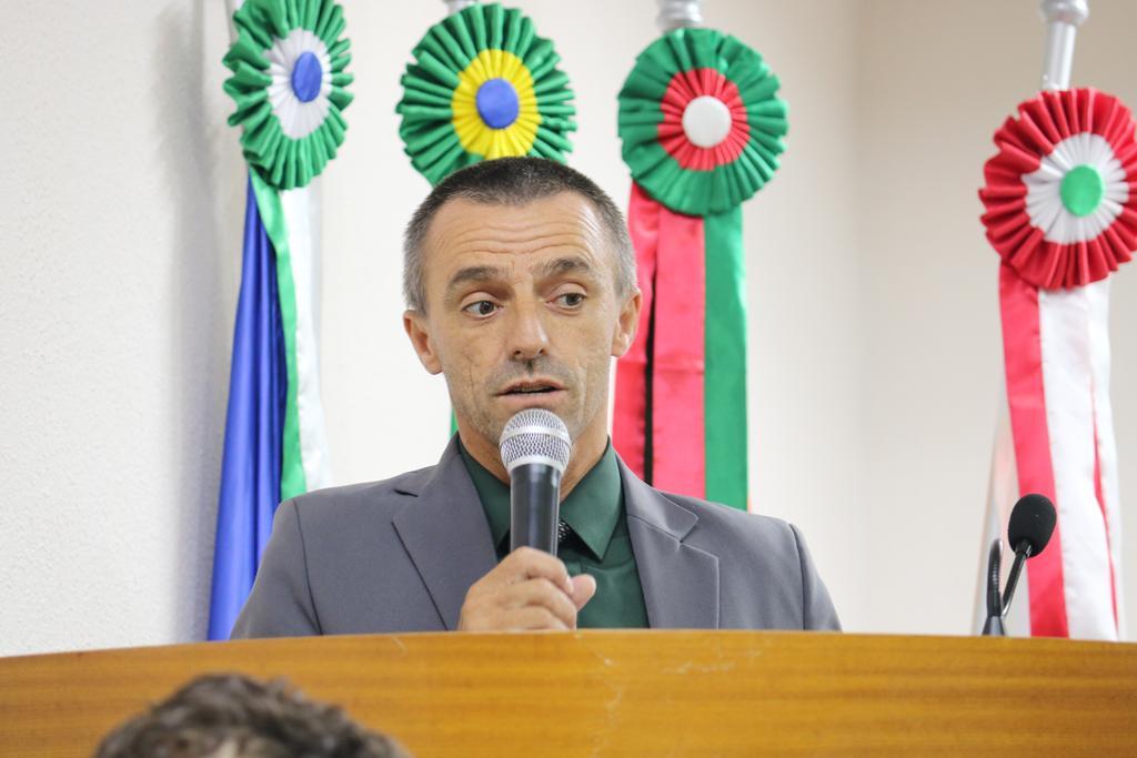 PRESIDENTE DA CÂMARA RICIERI MARTINS DEFENDE 
AVANÇO DE PARCERIAS PÚBLICO/PRIVADAS NO MUNICÍPIO DE PASSO DE TORRES