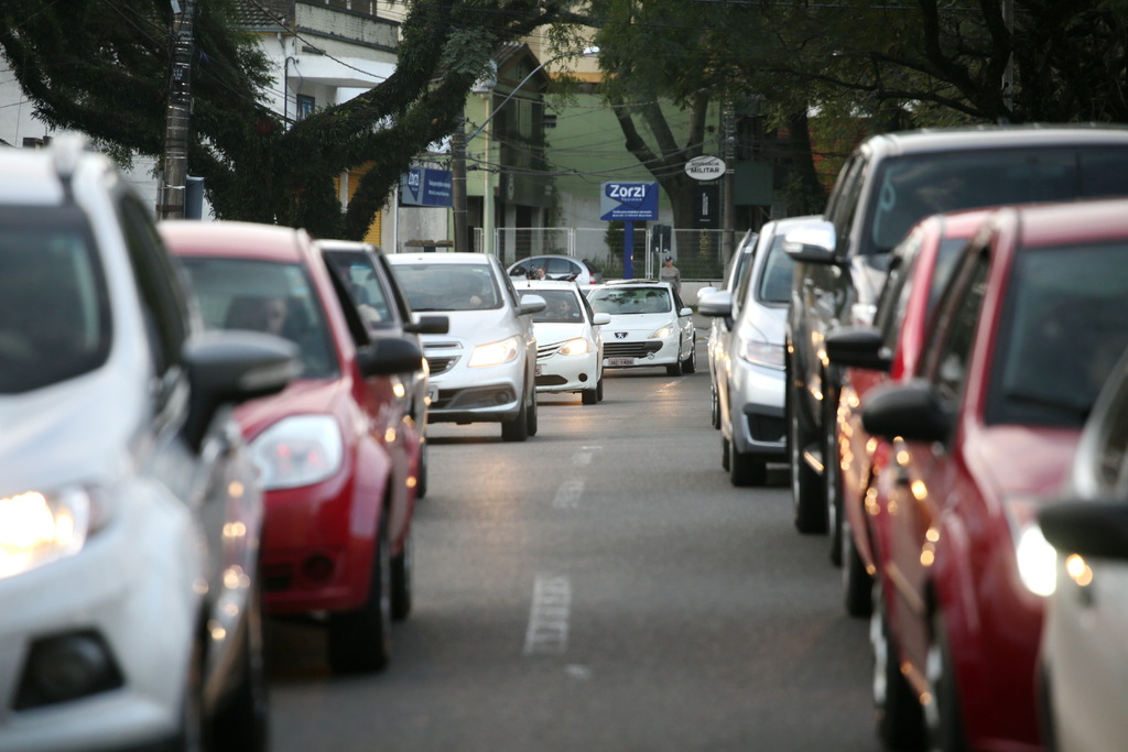 Governo encerra programa de desconto tributário para carros leves