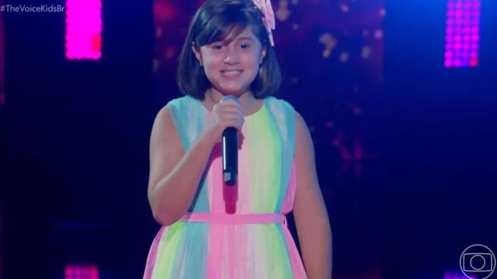 Cantora mirim Isa Camargo é vice-campeã do The Voice Kids