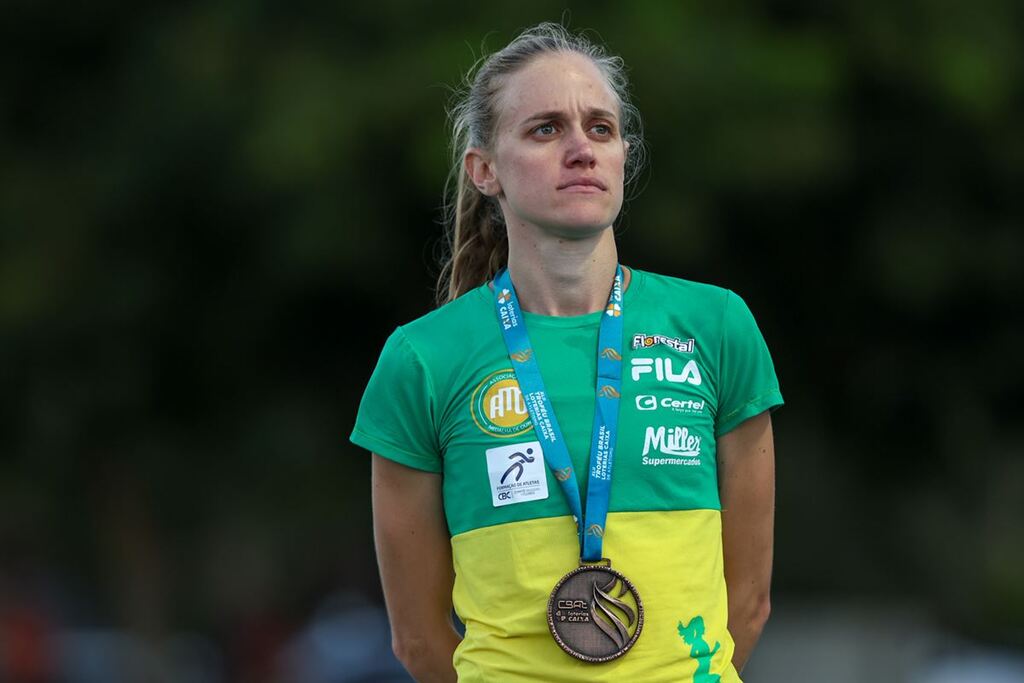 Fotos: Wagner do Carmo - Jaqueline Weber garantiu a vaga para o campeonato Sul Americano de Atletismo. Ela detém o melhor tempo do nacional e da América do Sul