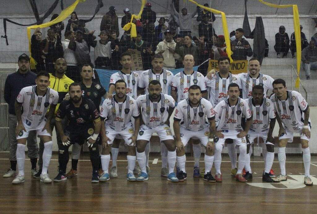 Foto: Miguel Rico Donini - Time pelotense enfrenta o Jaguarão Futsal, fora de casa