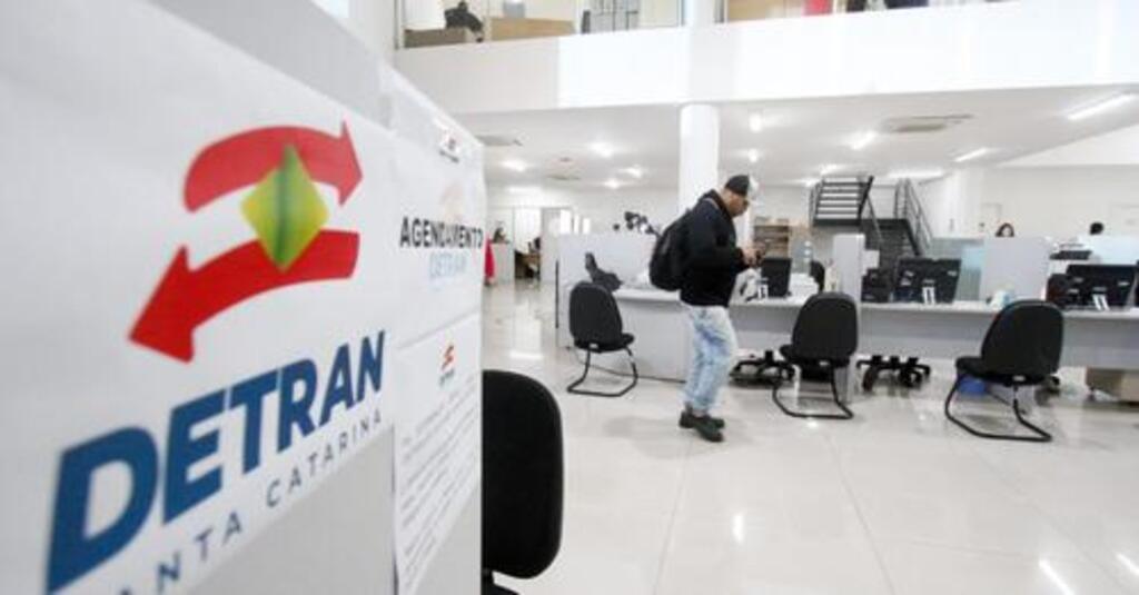 Detran diz que culpa sobre a demora na realização de exames práticos não é do órgão