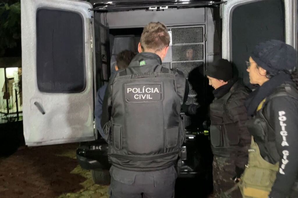 Foto: Rafael Menezes - Suspeitos foram presos nas primeiras horas da manhã de sexta-feira