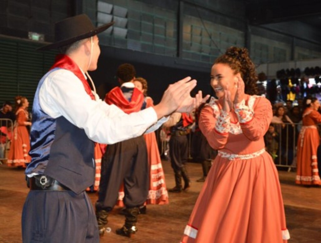 Um sonho de circo é tema de Thollmaz - Imagem, sonho e dança