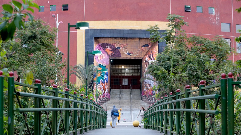 De Volta à Vida: O Mural 'O Grande Circo' é Restaurado para a 40ª Edição do Festival de Dança de Joinville