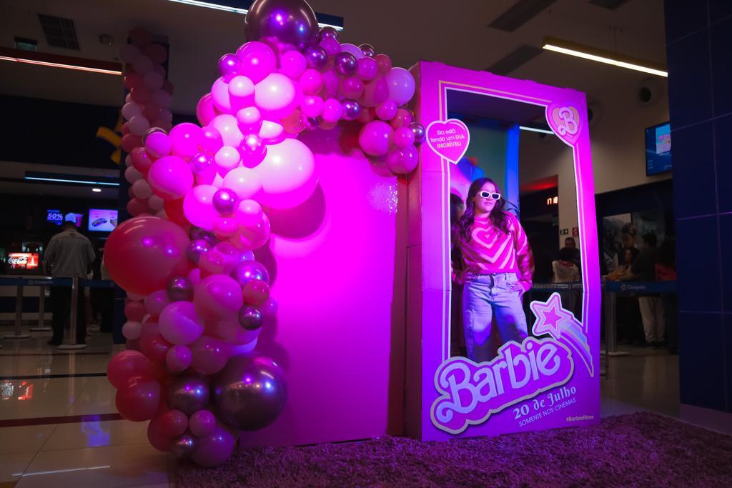 Sessão de estreia de ‘Barbie’ movimenta as salas de cinema de Santa Maria