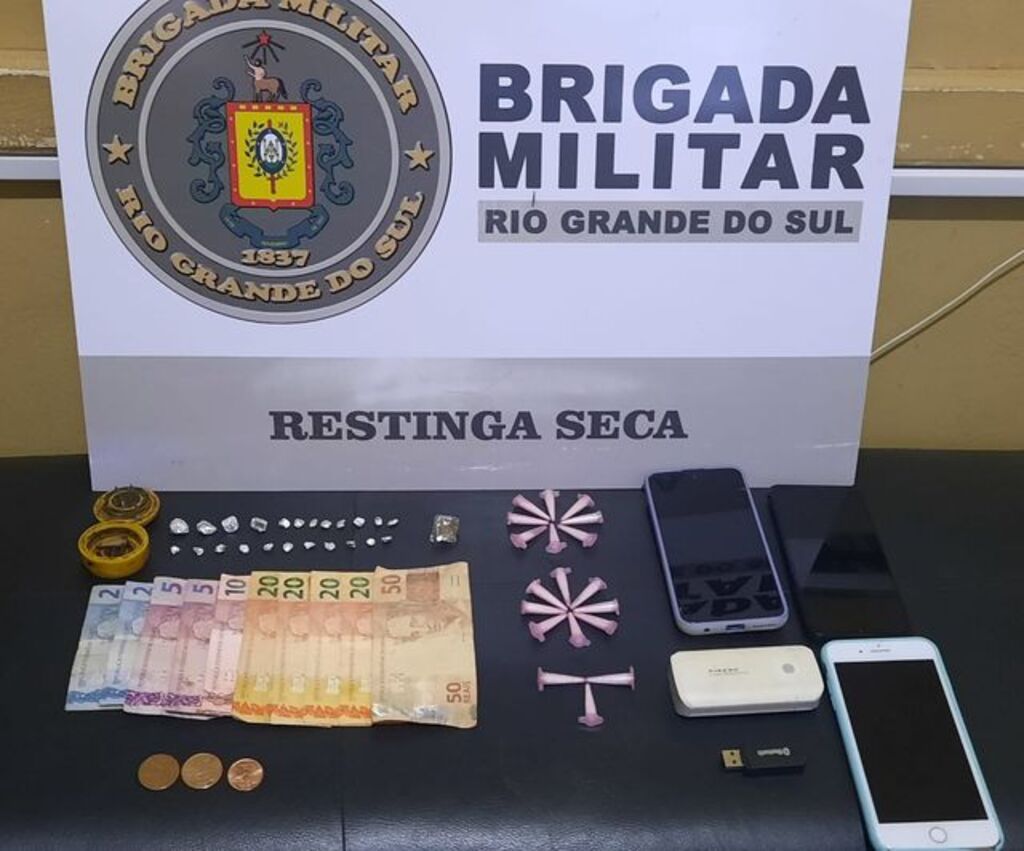 título imagem Trio é preso em flagrante por tráfico de drogas em Restinga Sêca