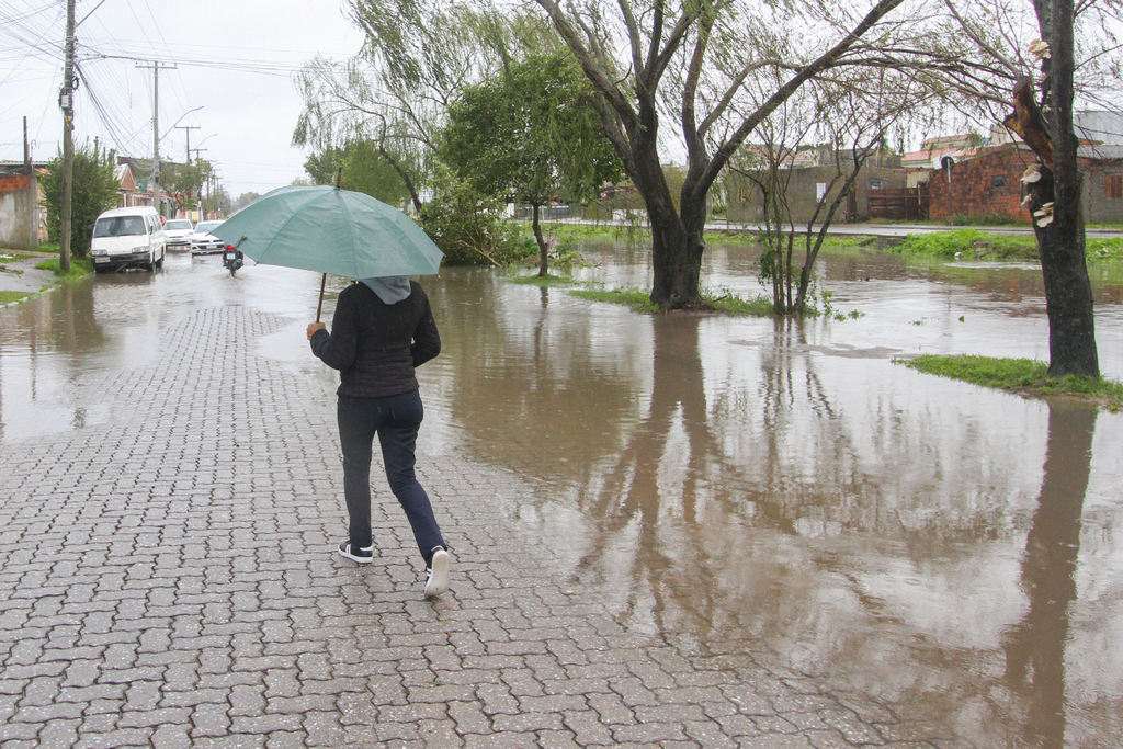 Prefeitura alerta para perigo de ciclone em Pelotas