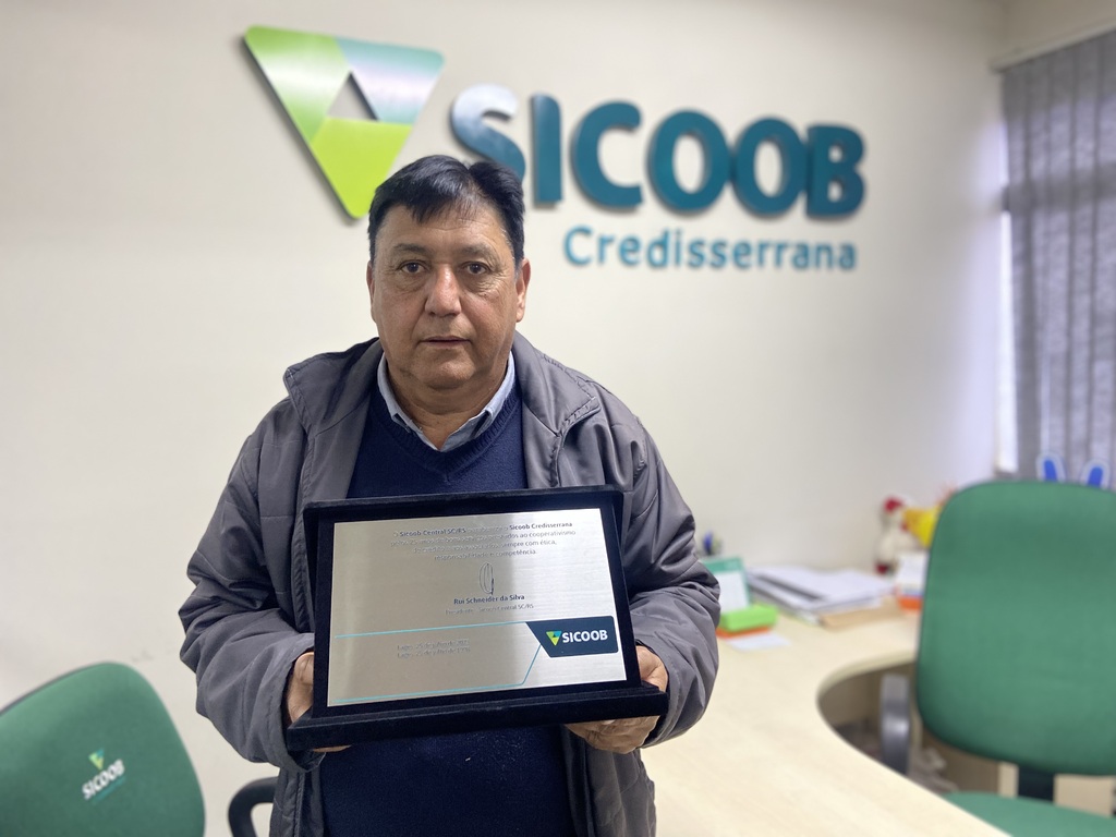 Credisserrana Sicoob projeta mais crescimento e apoio aos cooperados