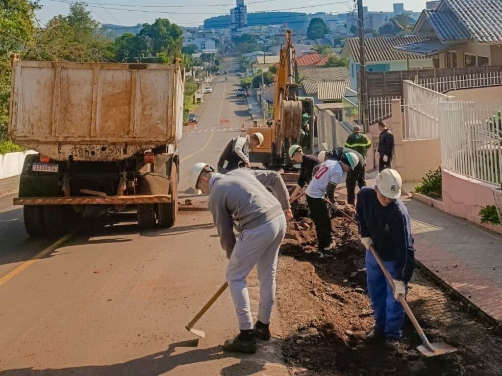 Obras da Casan em São Miguel do Oeste contam com apoio do Exército