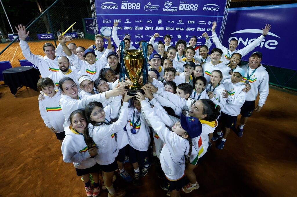 Com atletas do ATC, Seleção Gaúcha de Tênis é bicampeã da Copa das Federações
